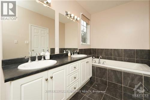 404 Kilmarnock Way, Ottawa, ON - Indoor Photo Showing Bathroom