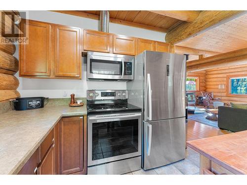 1860 Agate Bay Road, Barriere, BC - Indoor Photo Showing Kitchen