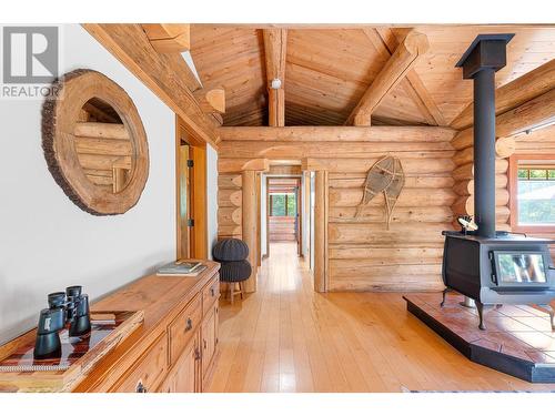 1860 Agate Bay Road, Barriere, BC - Indoor Photo Showing Other Room