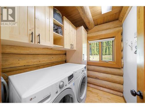 1860 Agate Bay Road, Barriere, BC - Indoor Photo Showing Laundry Room