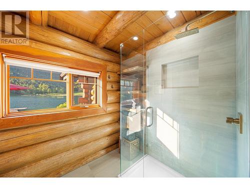 1860 Agate Bay Road, Barriere, BC - Indoor Photo Showing Other Room