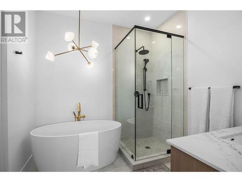 1291 Brechin Place, Kamloops, BC - Indoor Photo Showing Bathroom