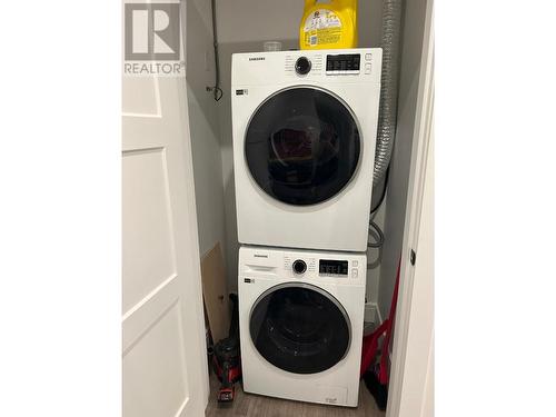 1365 Burfield Drive, Sun Peaks, BC - Indoor Photo Showing Laundry Room