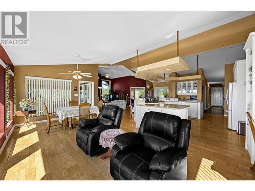 5120 Steffens Road, Merritt, BC - Indoor Photo Showing Other Room