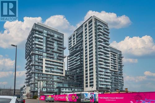 1608 - 2081 Fairview Street, Burlington, ON - Outdoor With Facade