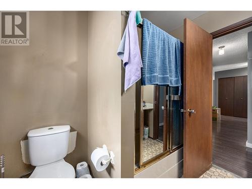 1208 Mesa Vista Drive, Ashcroft, BC - Indoor Photo Showing Bathroom