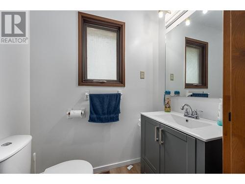 1208 Mesa Vista Drive, Ashcroft, BC - Indoor Photo Showing Bathroom