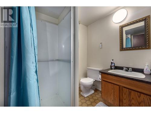 1208 Mesa Vista Drive, Ashcroft, BC - Indoor Photo Showing Bathroom