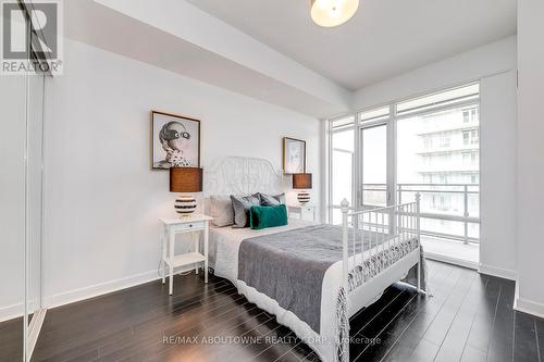 1909 - 365 Prince Of Wales Drive, Mississauga, ON - Indoor Photo Showing Bedroom