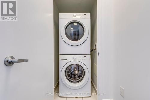 1909 - 365 Prince Of Wales Drive, Mississauga, ON - Indoor Photo Showing Laundry Room