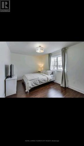 32 Starfish Court, Brampton, ON - Indoor Photo Showing Bedroom