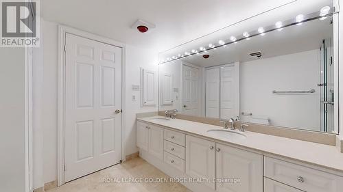 304 - 65 Spring Garden Avenue, Toronto, ON - Indoor Photo Showing Bathroom