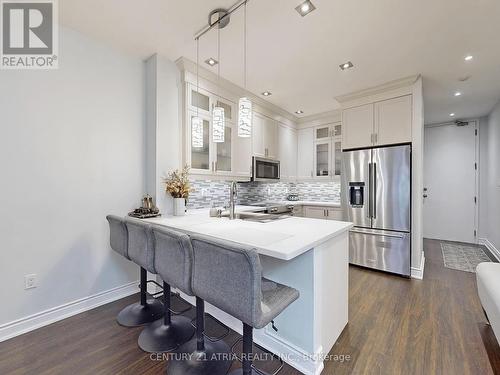 206 - 10 Gateway Boulevard, Toronto, ON - Indoor Photo Showing Kitchen With Upgraded Kitchen