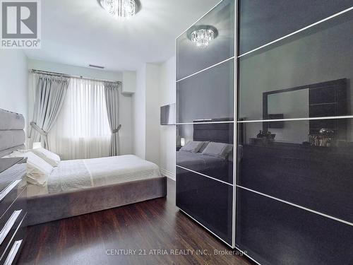 206 - 10 Gateway Boulevard, Toronto, ON - Indoor Photo Showing Bedroom