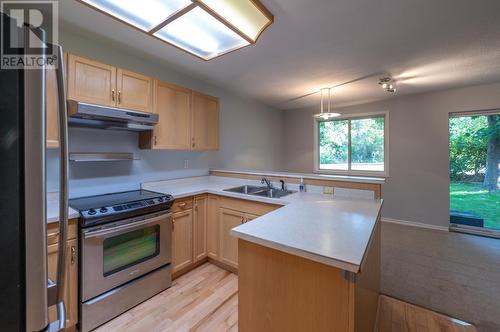 555 Government Street Unit# 103, Penticton, BC - Indoor Photo Showing Kitchen With Double Sink