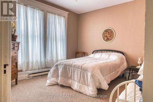 77 Montreal Street, Goderich (Goderich Town), ON - Indoor Photo Showing Bedroom