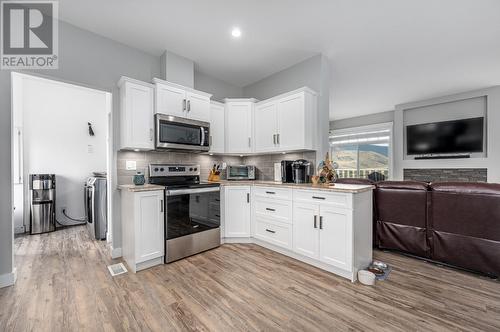 1460 Lopez Creek Drive, Cache Creek, BC - Indoor Photo Showing Kitchen