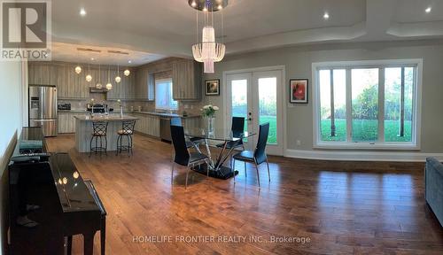 661 Park Road, Innisfil, ON - Indoor Photo Showing Dining Room