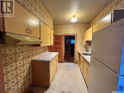 847 18Th Street W, Prince Albert, SK - Indoor Photo Showing Kitchen