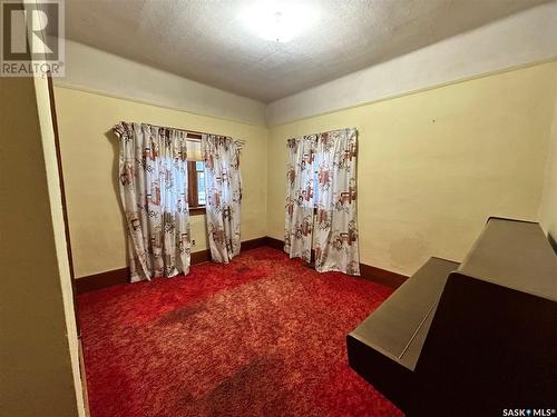 847 18Th Street W, Prince Albert, SK - Indoor Photo Showing Other Room