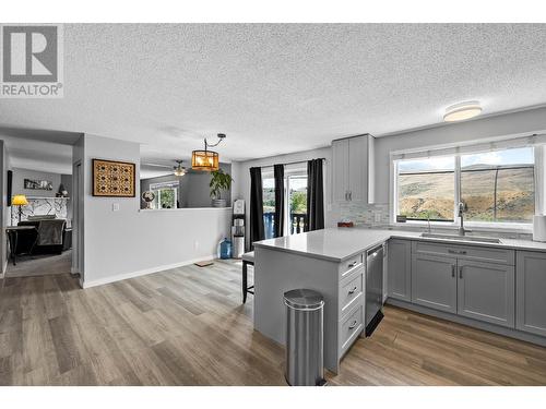 1487 Stage Road, Cache Creek, BC - Indoor Photo Showing Kitchen