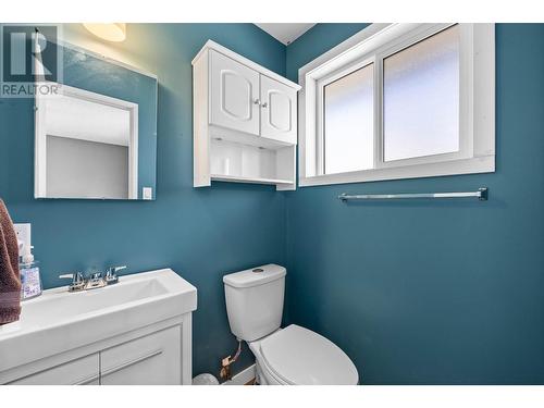 1487 Stage Road, Cache Creek, BC - Indoor Photo Showing Bathroom