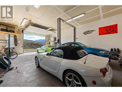 1487 Stage Road, Cache Creek, BC - Indoor Photo Showing Garage