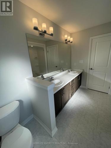 64 Marie Street, Pelham, ON - Indoor Photo Showing Bathroom