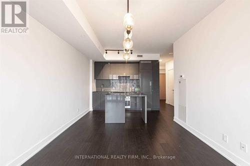 3909 - 7 Grenville Street, Toronto, ON - Indoor Photo Showing Other Room