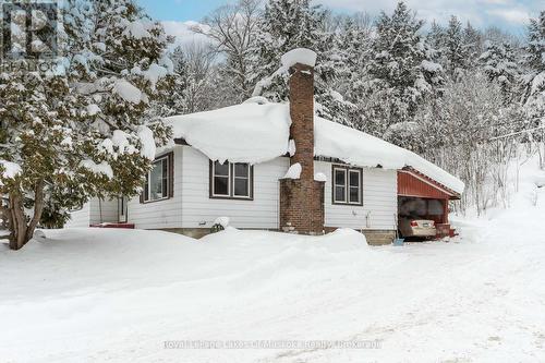 2592 Highway 141 W, Muskoka Lakes (Watt), ON - Outdoor