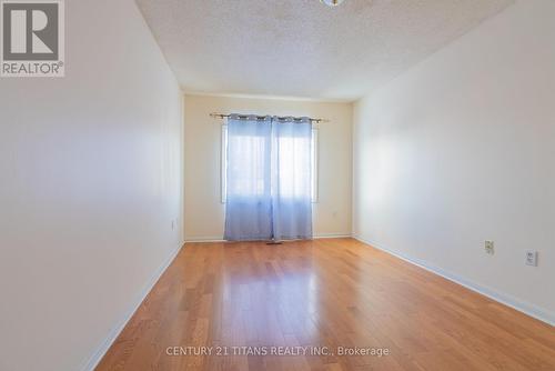 106 Weather Vane Lane, Brampton, ON - Indoor Photo Showing Other Room