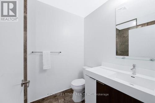 302 - 20 Tubman Avenue, Toronto, ON - Indoor Photo Showing Bathroom