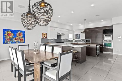 808 Cantle Drive, Kamloops, BC - Indoor Photo Showing Dining Room