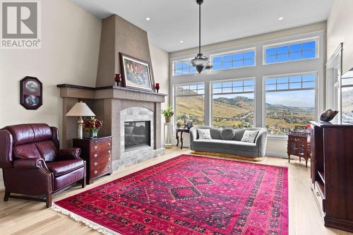 996 Quails Roost Court, Kamloops, BC - Indoor Photo Showing Living Room With Fireplace