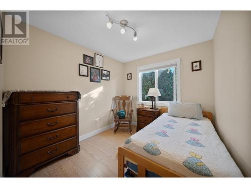 249 Hollyburn Drive, Kamloops, BC - Indoor Photo Showing Bedroom