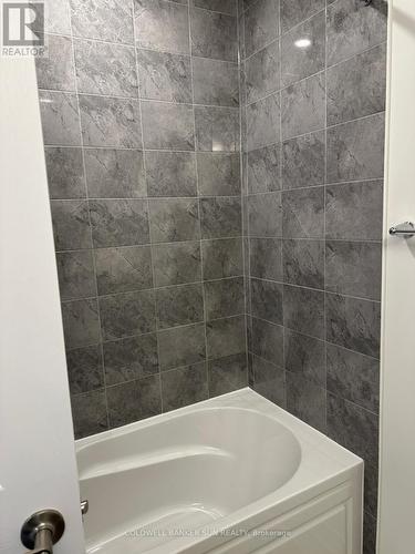 311 Port Crescent, Welland, ON - Indoor Photo Showing Bathroom