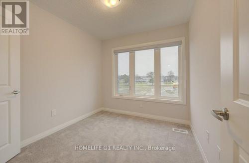 611 - 585 Colborne Street E, Brantford, ON - Indoor Photo Showing Other Room