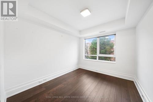 305 - 3 Southvale Drive, Toronto, ON - Indoor Photo Showing Other Room