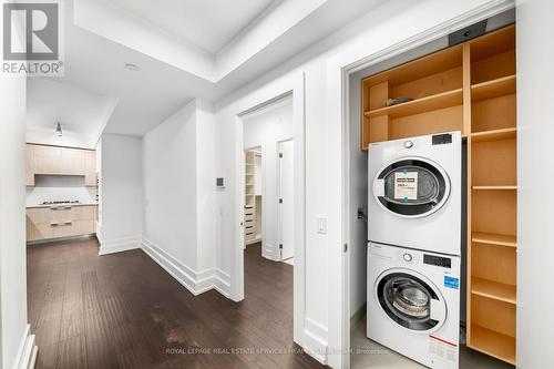 305 - 3 Southvale Drive, Toronto, ON - Indoor Photo Showing Laundry Room