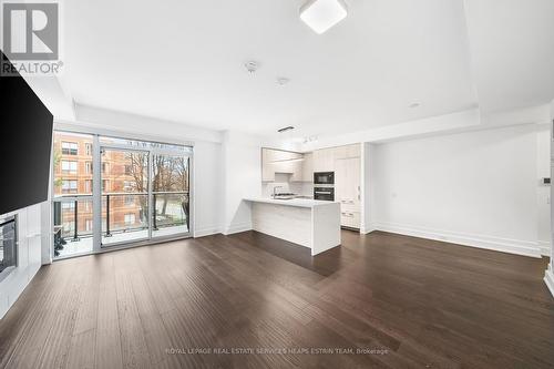 305 - 3 Southvale Drive, Toronto, ON - Indoor Photo Showing Other Room With Fireplace