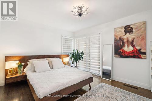 69 Don Mor Drive, Newmarket, ON - Indoor Photo Showing Bedroom