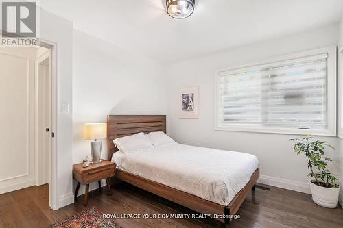 69 Don Mor Drive, Newmarket, ON - Indoor Photo Showing Bedroom