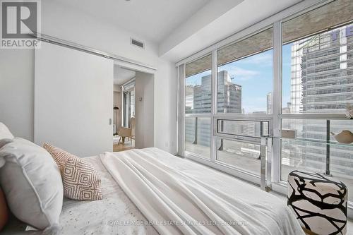 2603 - 55 Bremner Boulevard, Toronto, ON - Indoor Photo Showing Bedroom