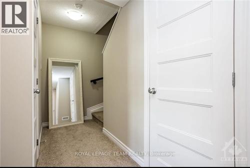 207 Infusion Pvt W, Ottawa, ON - Indoor Photo Showing Other Room