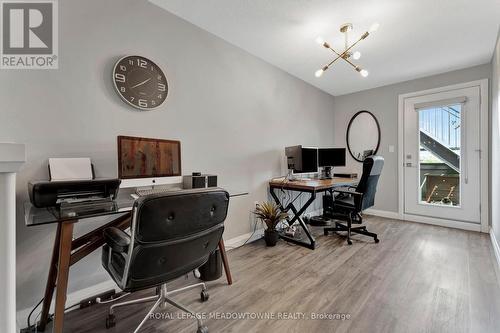 20 - 35 Midhurst Heights, Hamilton, ON - Indoor Photo Showing Office