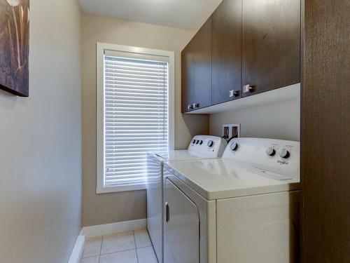 Powder room - 1040 Rue D'Amboise, Saint-Jérôme, QC - Indoor Photo Showing Laundry Room