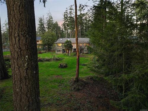 613 Downey Rd, North Saanich, BC 