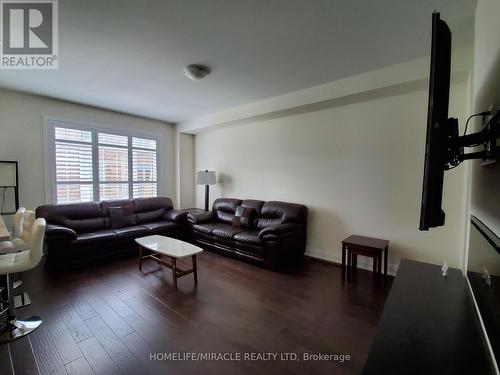 6 Taurus Road, Brampton, ON - Indoor Photo Showing Living Room