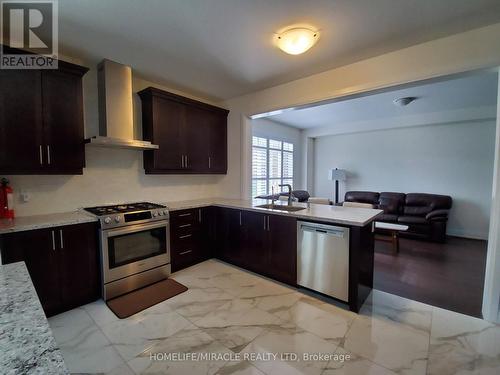 6 Taurus Road, Brampton, ON - Indoor Photo Showing Kitchen