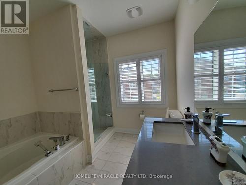 6 Taurus Road, Brampton, ON - Indoor Photo Showing Bathroom